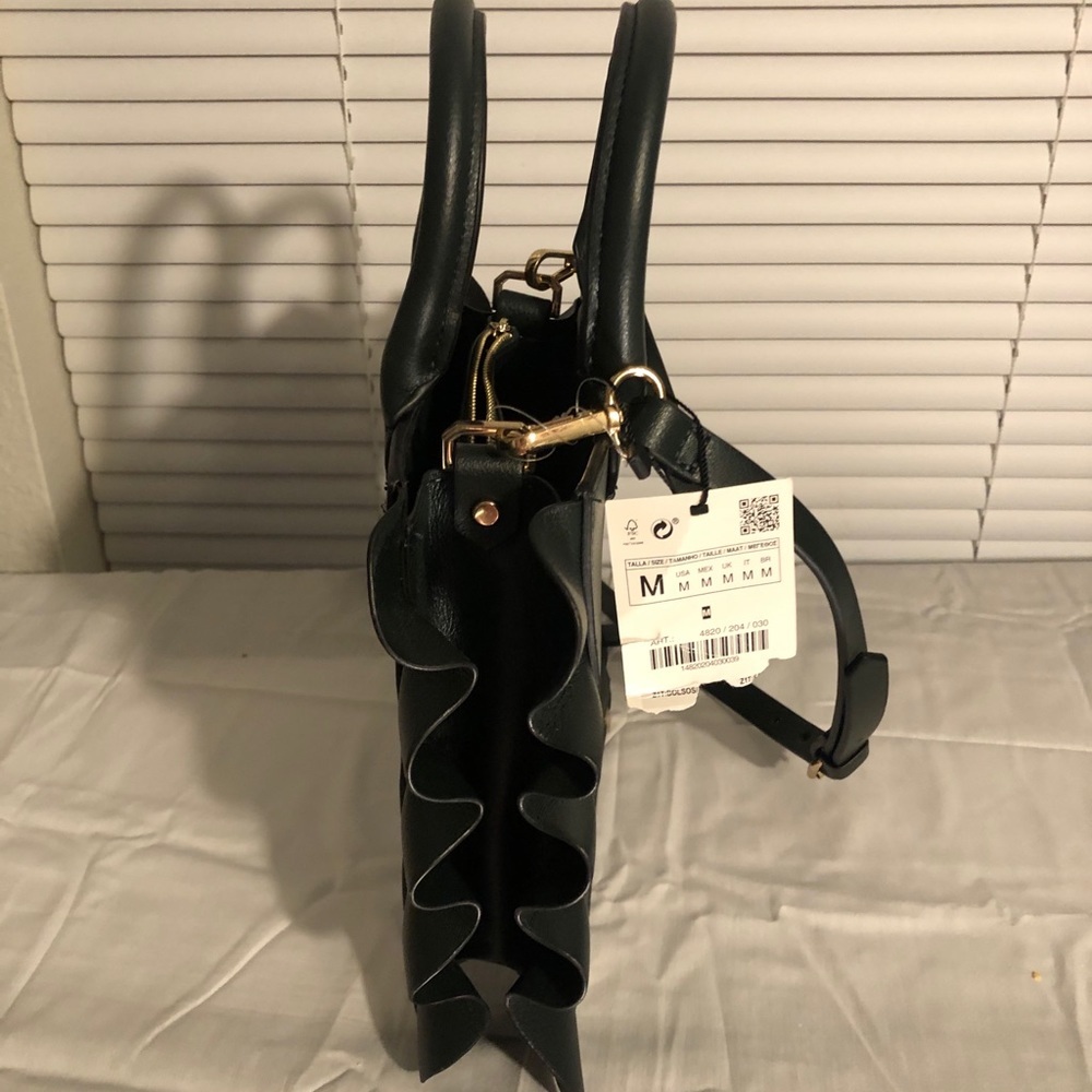 🌹ZARA GREEN CROSSBODY & HANDBAG SUPER CUTE🌹 - Picture 7 of 15